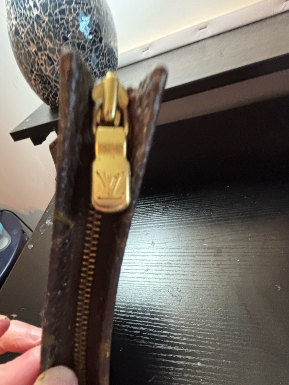Authentic Louis Vuitton Vintage Poche Toilette 15 – Monogram Canvas - Picture 5 of 6